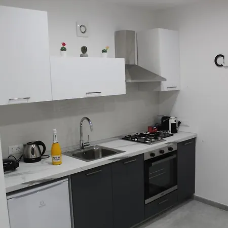 Maresole Apartman *